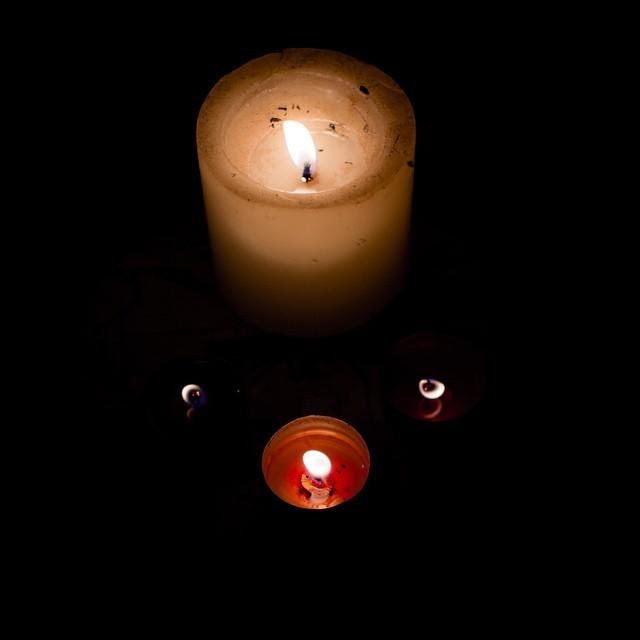 's tweet image. Diwali shots #festivals #notmobile #nikon (ift.tt/1tOurZW)