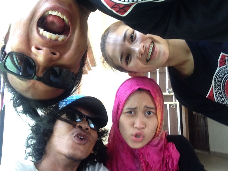 DayangSufeane's tweet photo. @MrAhlok @CheNowwa #kamarul
#perhentian #lastday http://t.co/0ZMQdmjglV