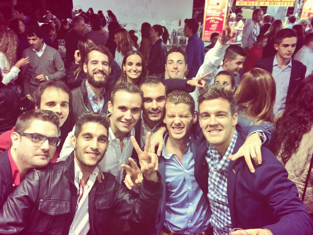 AlexForevor's tweet image. Grandes