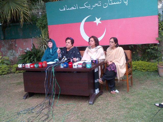 anilakhawaja's tweet photo. #PTI's tp wmn leadrship Dr @ShireenMazari1 @MunazaHassan  strngly condemn Maulanas derogatory rmrks abt PTI wmn wrkrs http://t.co/xvQTeX2WeF