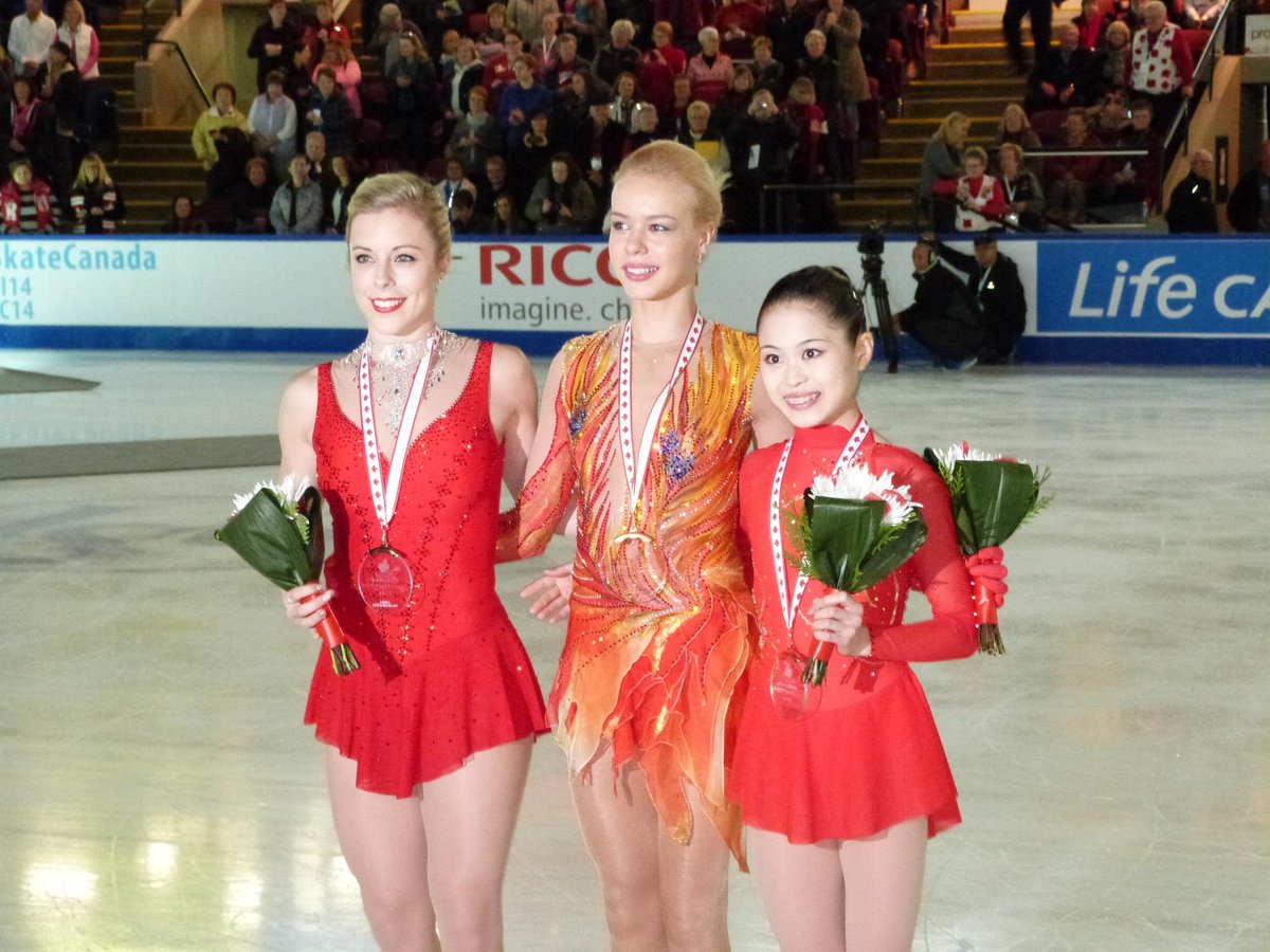 2 этап. Skate Canada 31.10-02.11.2014  - Страница 3 B1bKPEWIYAAUcQu