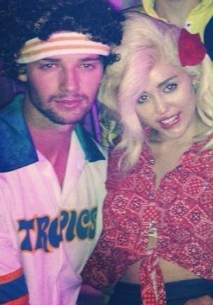 BuMfr13's tweet photo. Partyでは、今Mileyと熱愛が噂されている Patrick も!!👀❤️
#JapanWantsBangerzTour #mileyupdate http://t.co/06XznCUAcl