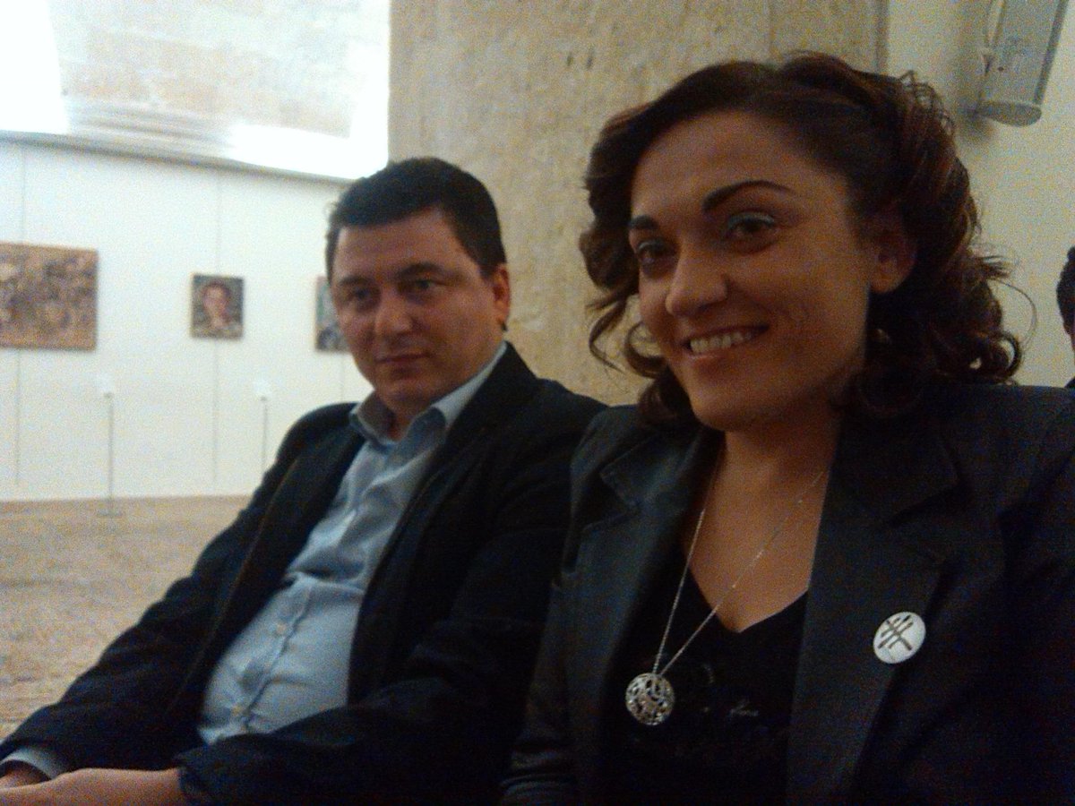 MAFlumero's tweet photo. volti da #FIF2014 ! @Piersoft li conosce ;) ? @TragniG #Matera2019 @comunedimatera @adducesocial @serafinopaterno http://t.co/Bp8jZS1JZ4