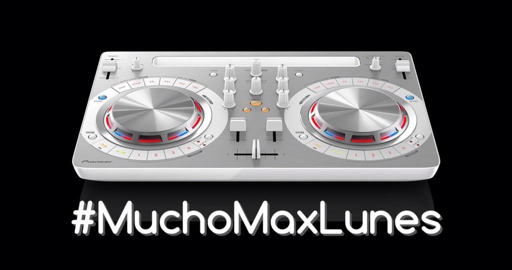 los40dancefest's tweet photo. Maxdrugadores buenos días! Solo @JoseAMdeejay te regala 2 controladoras como esta. Mañana será #MuchoMaxLunes RT! http://t.co/mwc9AVLT2w