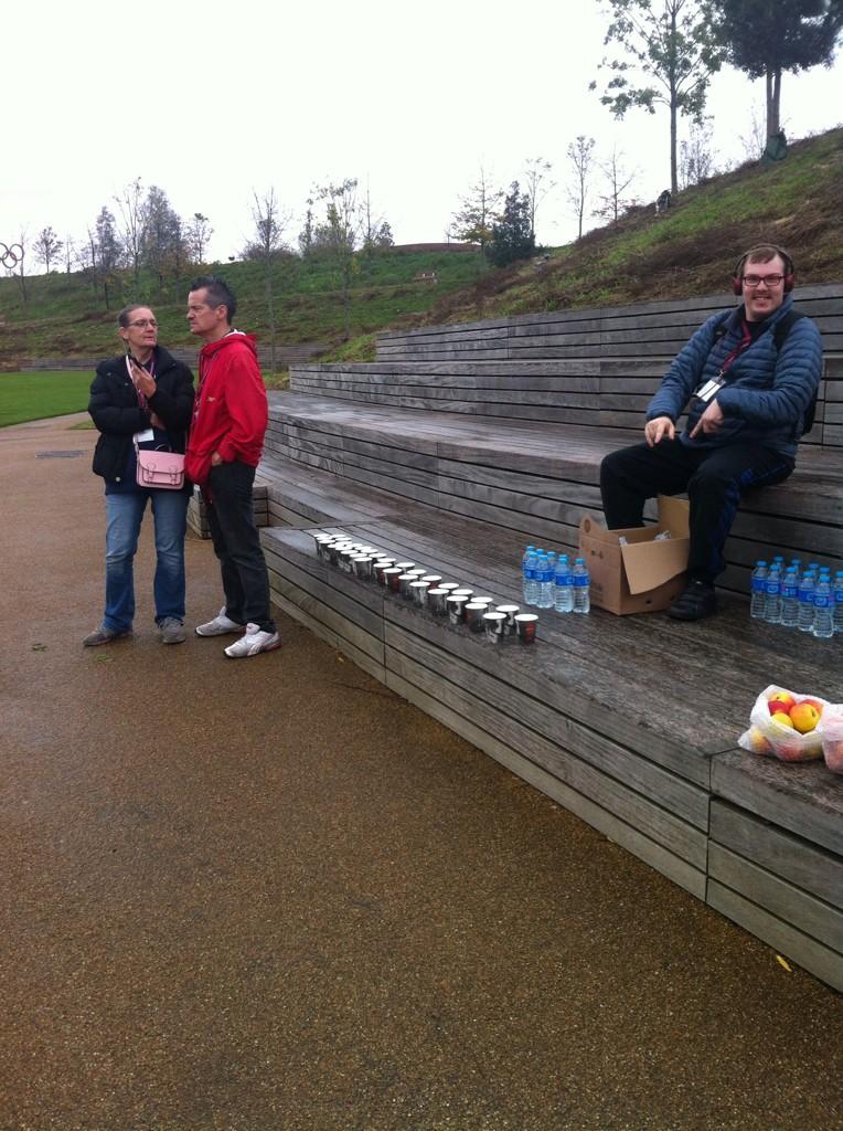 London_IF's tweet photo. Ready to cheer on at #BlindfoldRun @noordinarypark #SupportingDisability #LeadYourGeneration http://t.co/wEMIzwLDHg