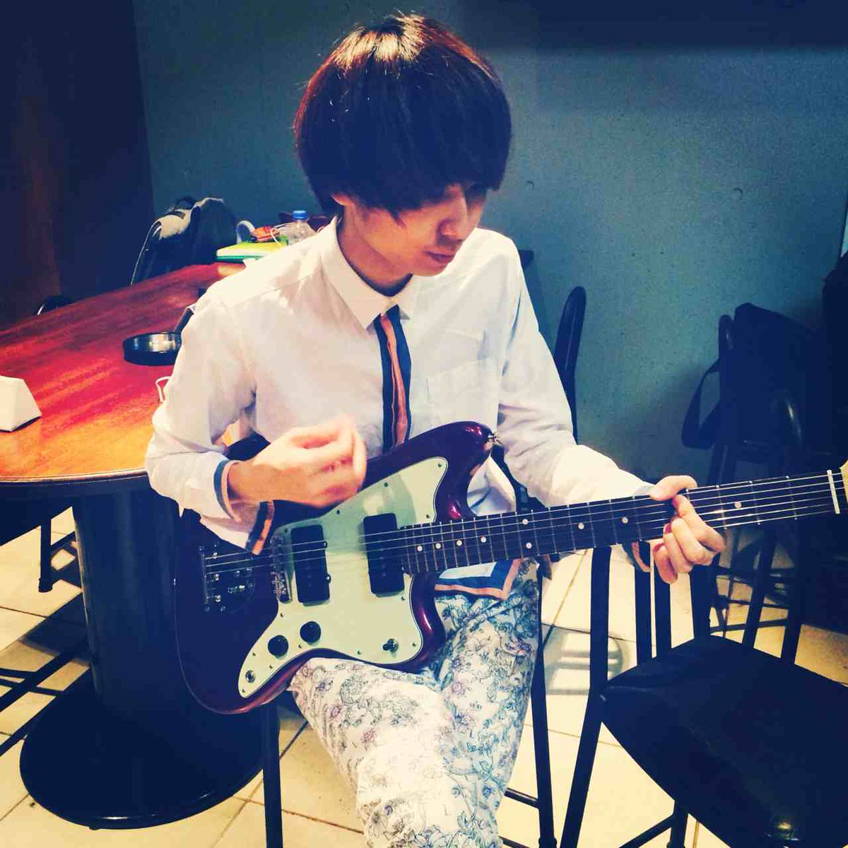 サイケデリズム ギター (確か14〜15年前くらいに購入の記憶) 即購入厳禁 サイケデリズム ギター (確か14〜15年前くらいに購入の記憶) 即購入厳禁