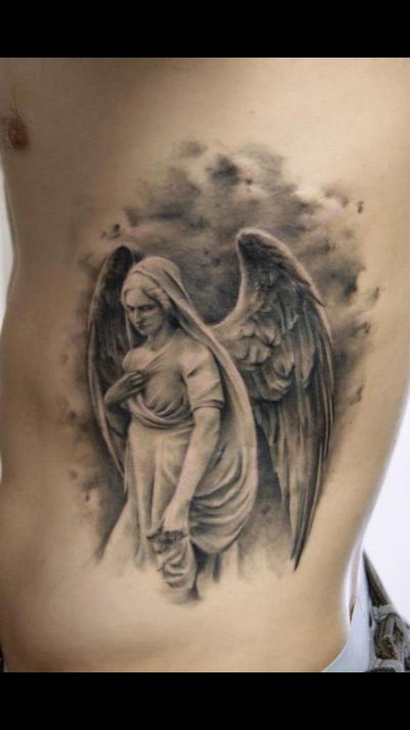 Xinosub's tweet photo. @Pol_tattoo algo asi un poco mas retocado con 3 coroñas pequeñas abajo, zona gemelo. #TatuajePol http://t.co/SazvUARTZJ