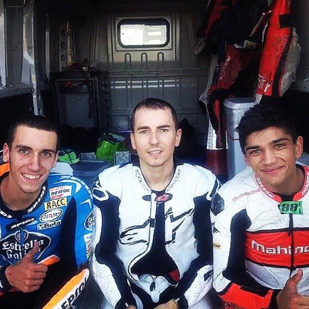 88jorgemartin's tweet photo. Ya toca volver a Madrid después de una perfecta semana en Lugano con @lorenzo99 @Rins42 , me voy a perder SBK :( http://t.co/QjOuCWGz9j