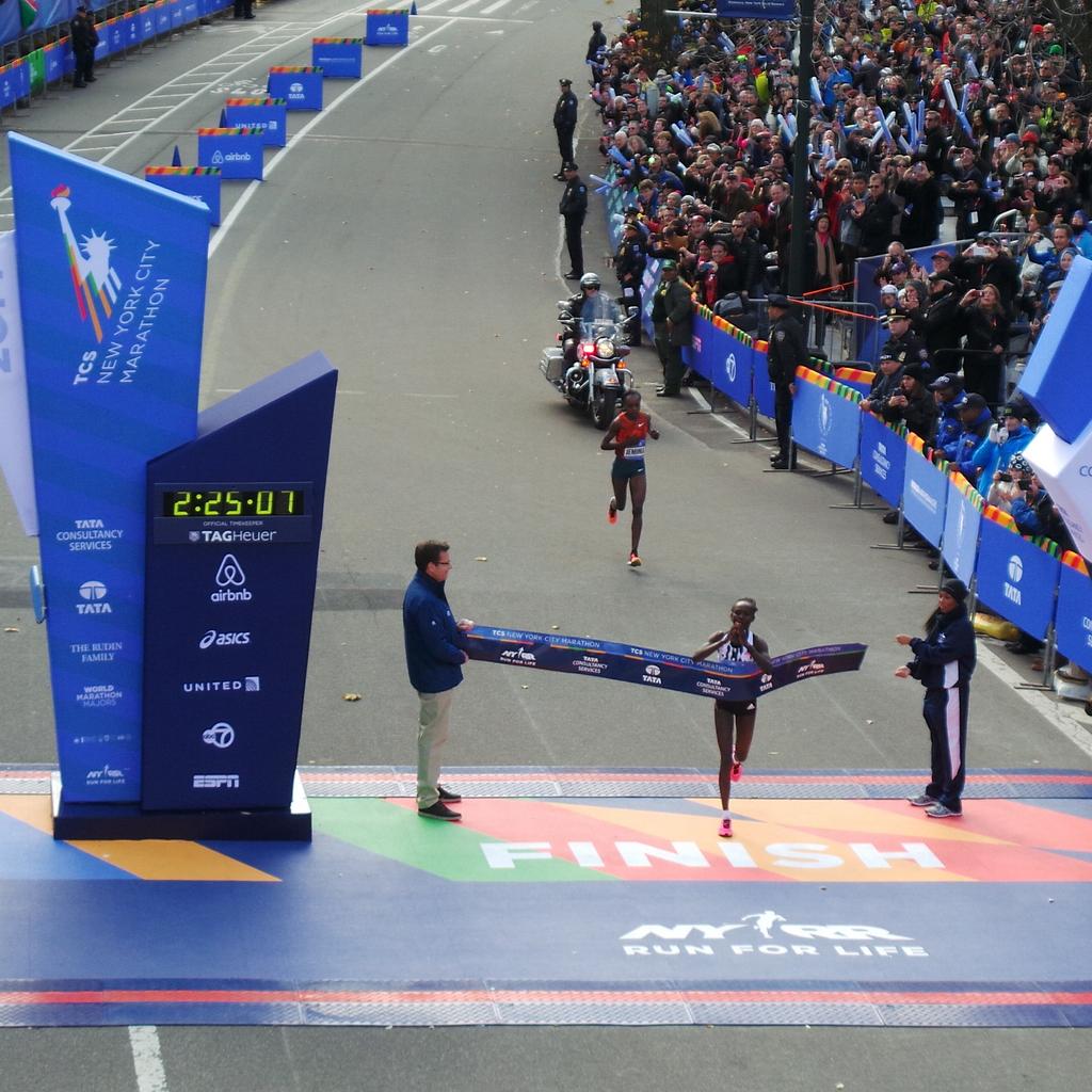 nycmarathon's tweet photo. Mary Keitany wins the #tcsnycmarathon in 2:25:07 http://t.co/xtn248uhg2