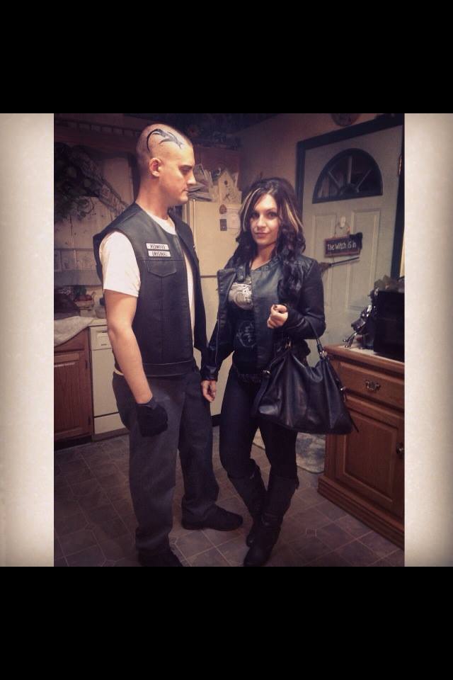 MattyG819's tweet image. @Theorossi I won "Best Costume" @ a Halloween party last night. Approved? #FinalRide #5Left