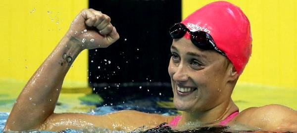 UCAM_Deportes's tweet photo. Pleno de oro de Mireia Belmonte @miss_belmont en Singapur!!! http://t.co/jGWnj7PVVP http://t.co/vLnJ2oEdEl