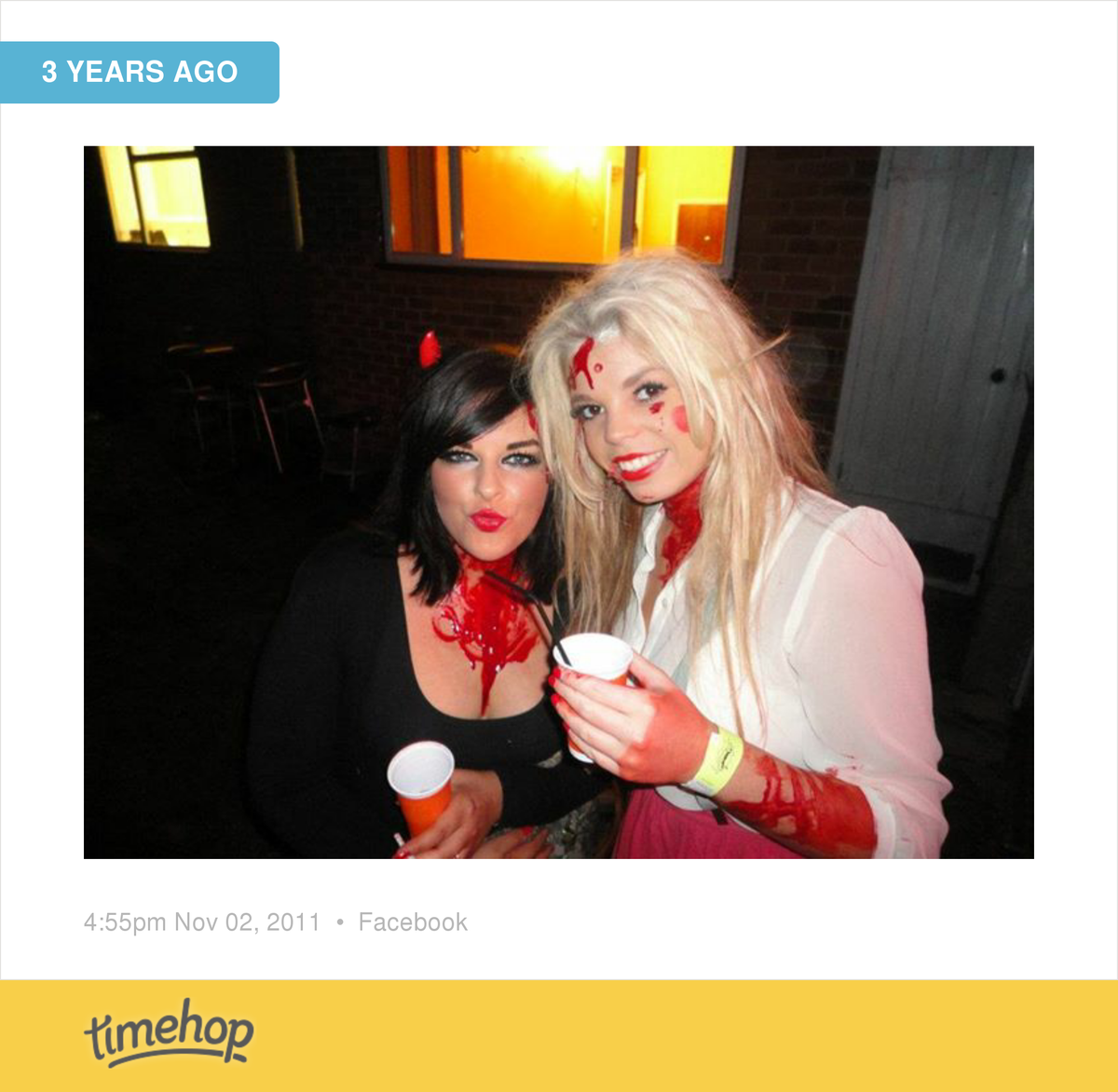 xSuzixB's tweet photo. The scary devil and dead dolly 3 years ago.. Miss you page 😘 http://t.co/ucrGFnovrT http://t.co/SieJclv8vA