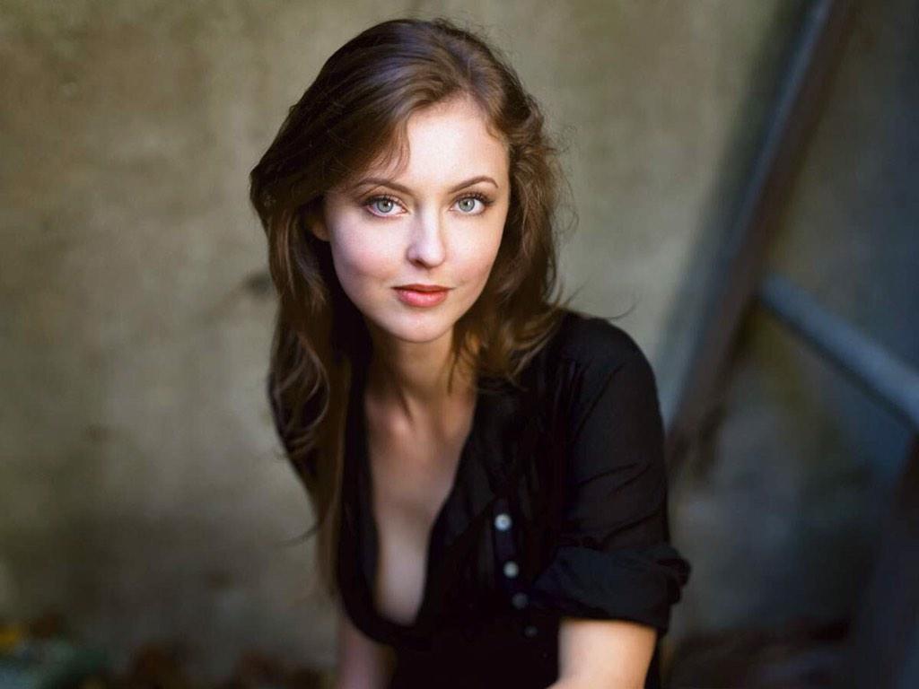 Happy Birthday, Katharine Isabelle! 