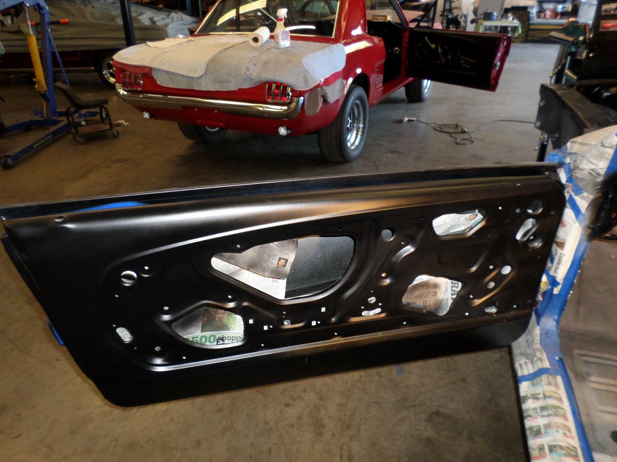 RESTOMODPLUS's tweet photo. #Restomodplus #68coupe project is all painted inside doors, engine compartment and dash. Floors and trunk next. http://t.co/kf3ikvZ34S