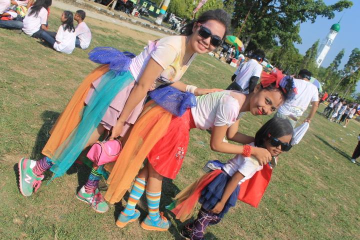 NonameTarhy's tweet photo. @palopocolorrun . thebestkostum http://t.co/jIVvM0KjD3
