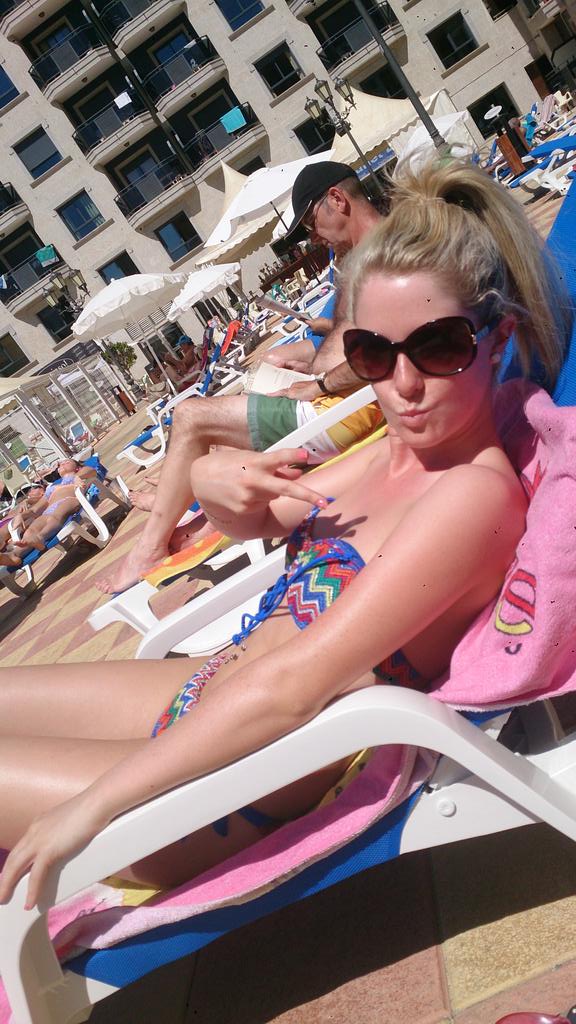 hurley115's tweet photo. @LorraineeyH16 #throwback #theonlywayispuertobanus xx;-) 👍💋 http://t.co/v4GcRUabTi