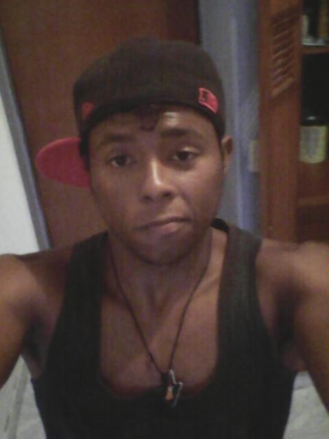 Wilmhan's tweet photo. Aveces me hago el ciego... Sordo y mudo para protegerte #BuenDia http://t.co/hD9x6DRudR