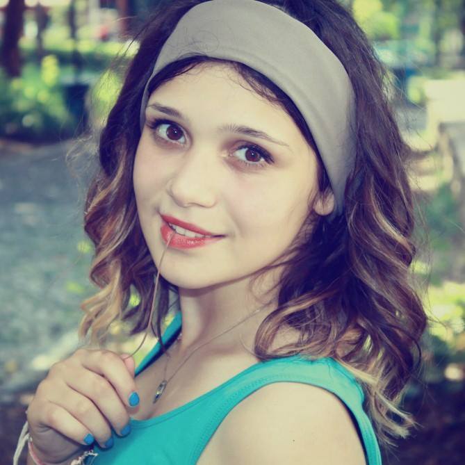 Takip Eden FAVLAYAN ve RTLEYENLERDEN, Seciyorum ♥♥♥♥♥