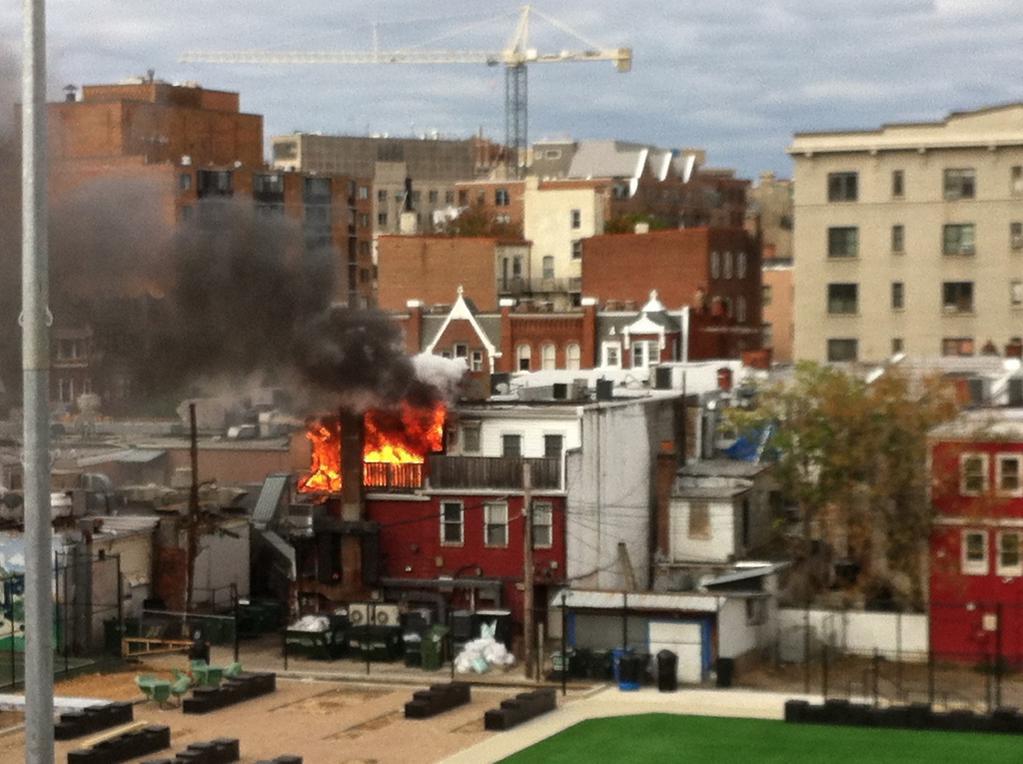 CFPalerts's tweet image. Washington, DC - fire this morning 17th St NW via @PoPville #DCfire