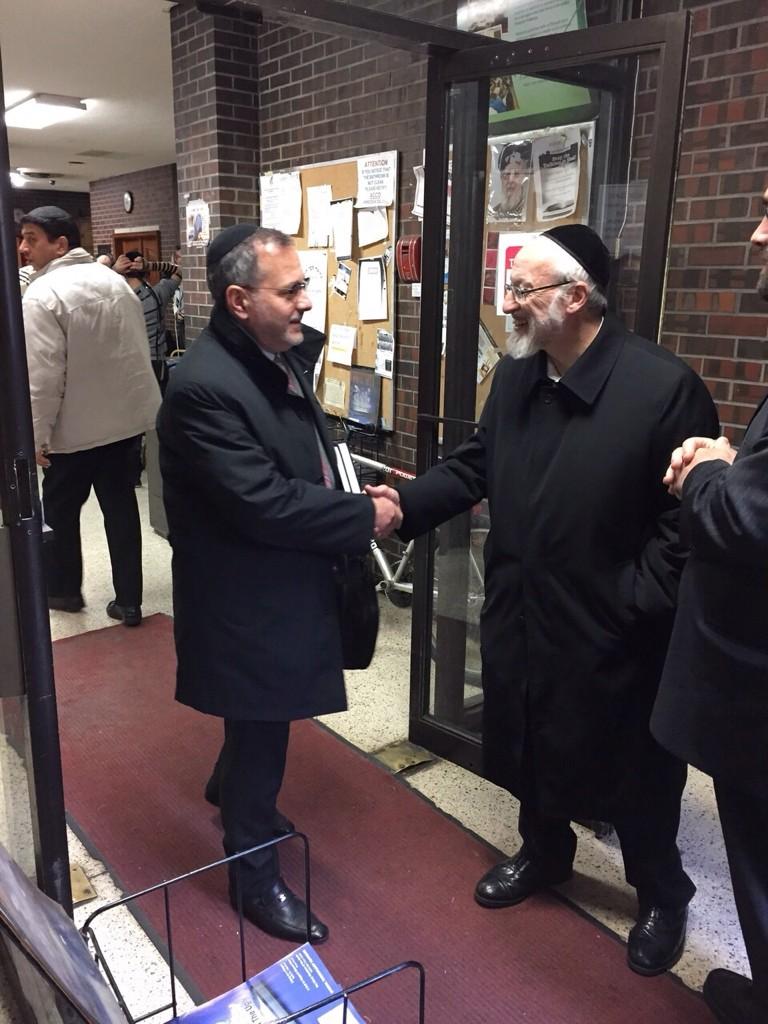 Nachman_Caller's tweet photo. Meeting great people who're admired by our community on the trail #NewHousingNewHope http://t.co/plwIYzOtSn