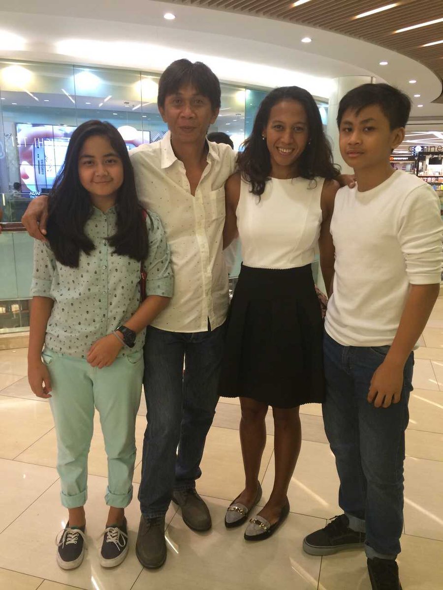 Nice dinner, love u all...#mgustianjani