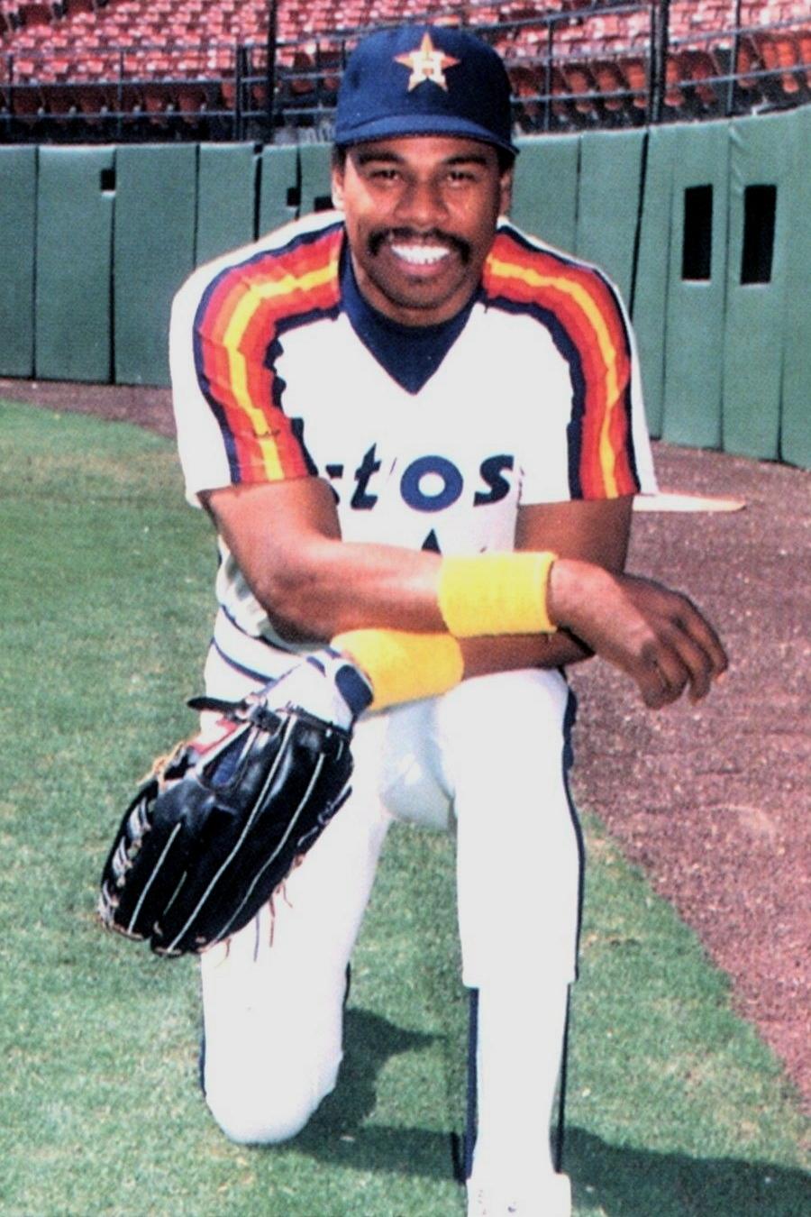 Happy Birthday, Steve Henderson! 