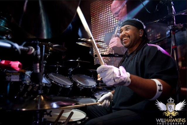 Happy birthday to the best drummer out there, Carter Beauford!   