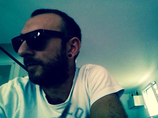 Ema_Mod's tweet image. Hi! :)