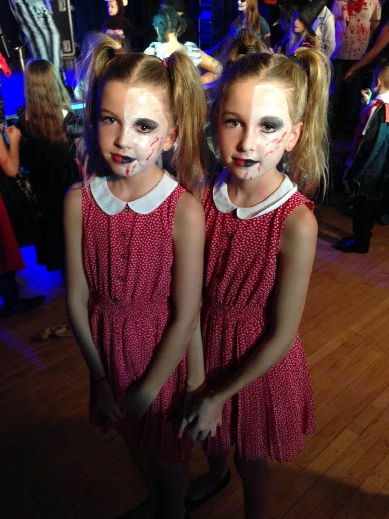 lucyloos85's tweet photo. 👻🎃👭 http://t.co/H9mpu6aUJo