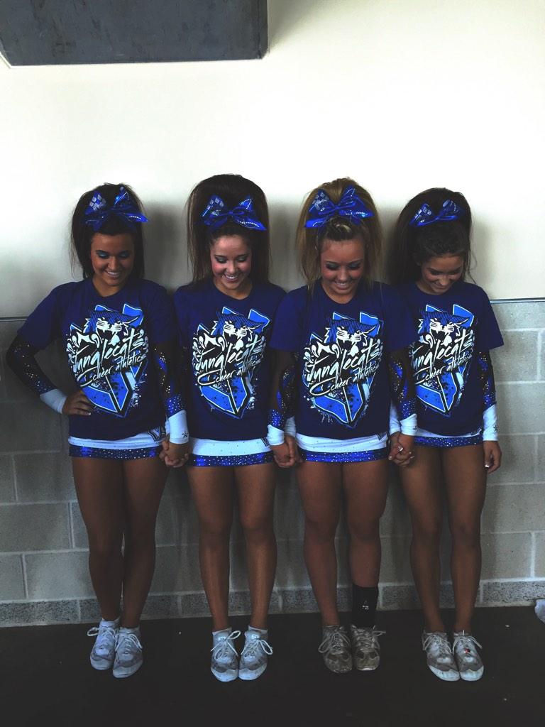 Can't wait to take the floor with my best friends👭👭💙