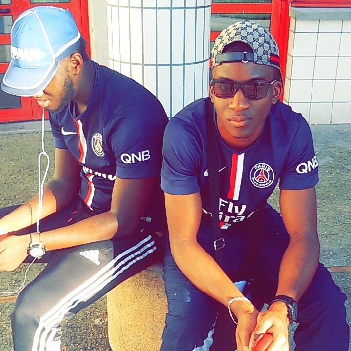 Bouake176's tweet photo. Mes Renoi http://t.co/28zleTWjBQ