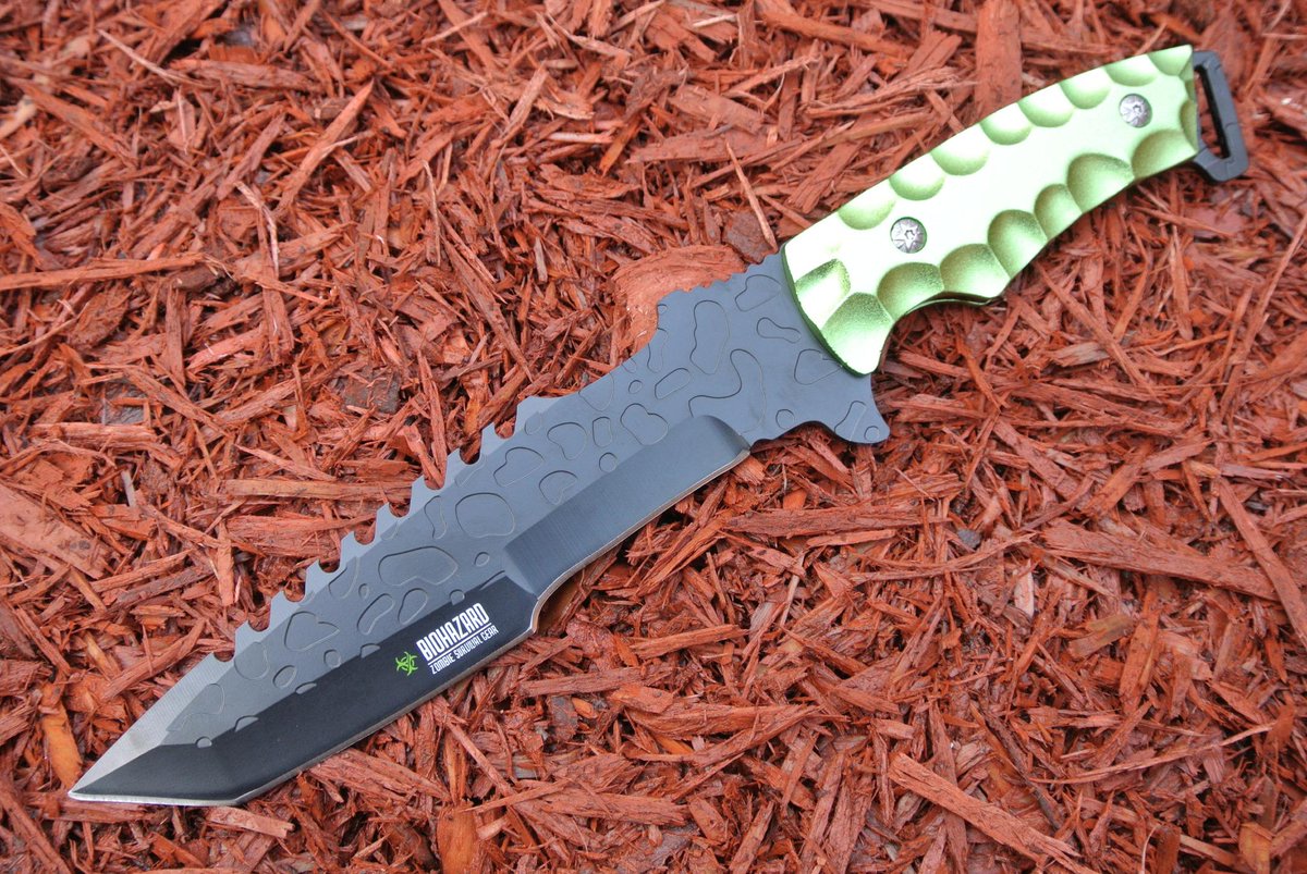 RuralBoyUK's tweet photo. Wartech Biohazard Zombie Survival Gear Fixed Blade Knife
http://t.co/TXaW9Ebtj9
#zombie #biohazard  #survival http://t.co/eZ92899UQt