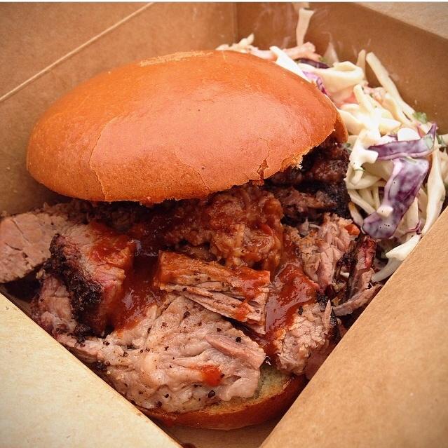 misspsbarbecue's tweet photo. RT Help us get to 500 followers on insta tonight by following us here http://t.co/nNktWhsx2s &amp; RT/RG this message!! http://t.co/A3hPDVVJX9