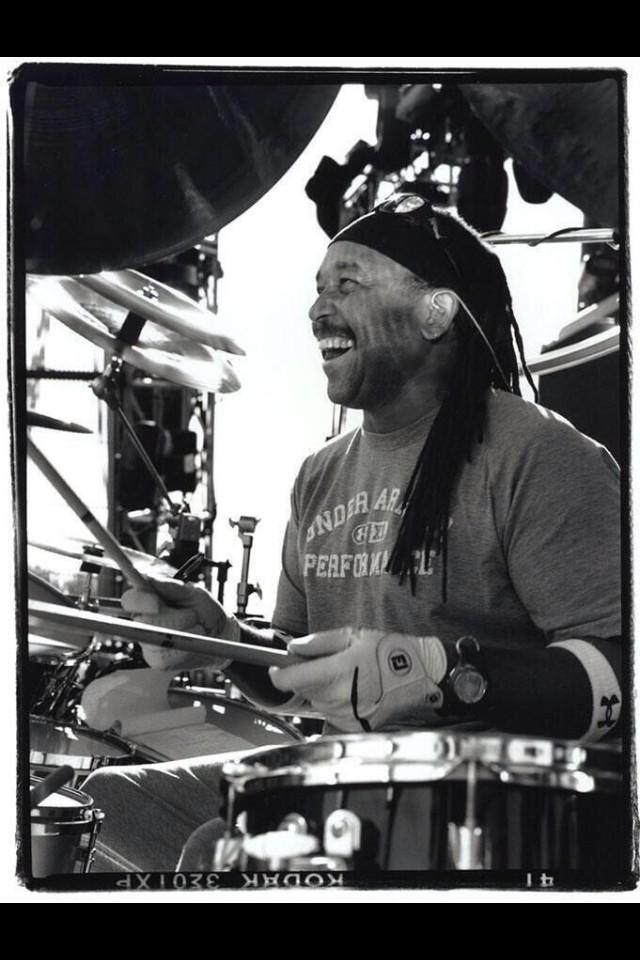 Happy birthday to the best drummer of all time, Carter Beauford! 