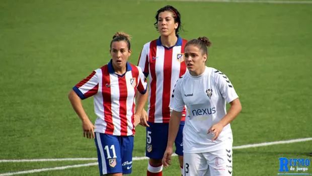 Futfem_RDJ's tweet photo. Ya puedes ver las fotos del @AtletiFeminas @AlbaFemNexus en http://t.co/gkTBgDhF51 #futfem http://t.co/Je0dW6IlrK