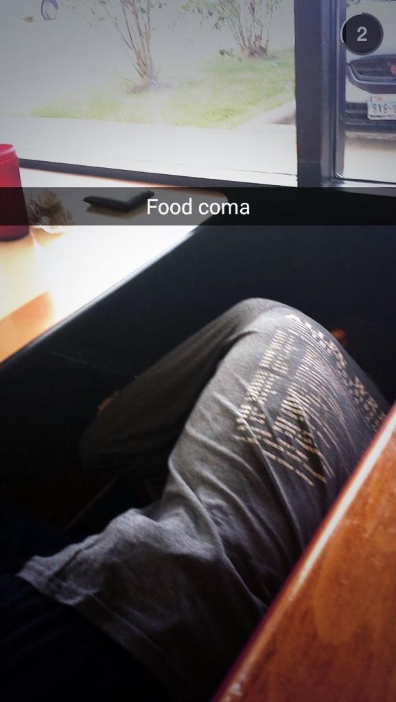 Izzak_Salguero_'s tweet photo. Guess u can say I ate to much😅, #weightcertification http://t.co/tD7bO1uEfJ