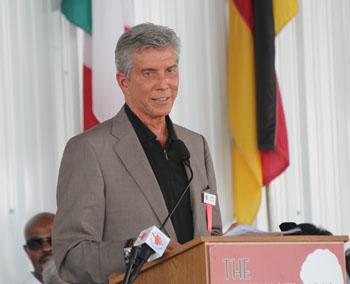 Happy 70th birthday to "Lets Get Ready To Rumble" ring announcer and 2012 Hall of Fame Inductee Michael Buffer! 