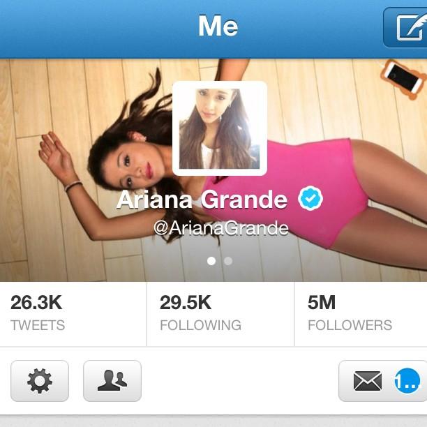 I'm secretly ariana grande!!!!