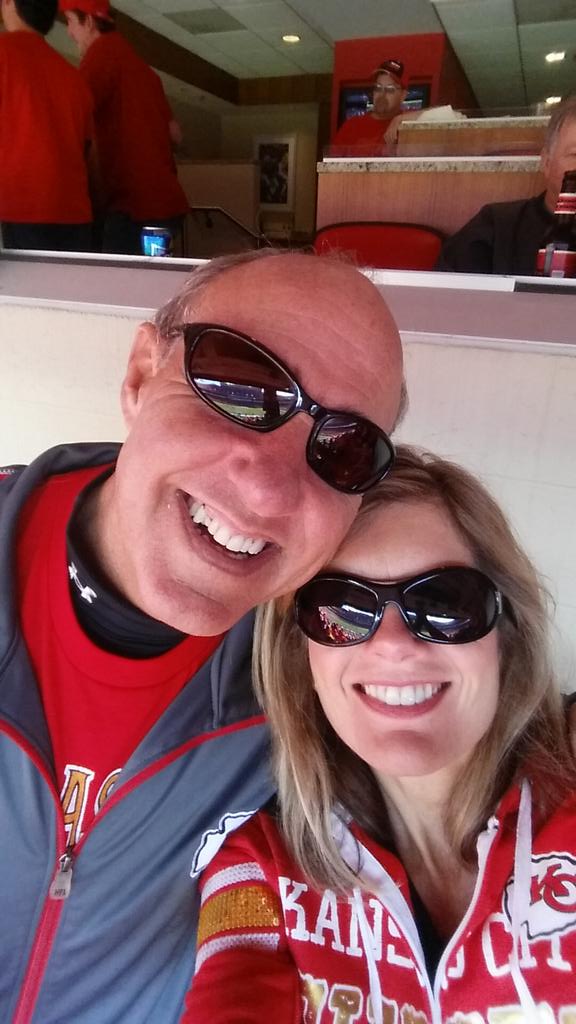 CathyAllin's tweet photo. Go Giefs.......@ #ChiefsKingdom http://t.co/JtyLLq7nEj