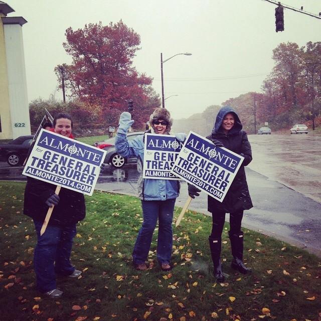 <a href="/Almonte2014/">Almonte for RI</a> @rebeccaa_rossi <a href="/DanYorkeShow/">Dan Yorke</a> <a href="/GoLocalProv/">GoLocalProv</a> team Almonte not afraid of a little rough weather!