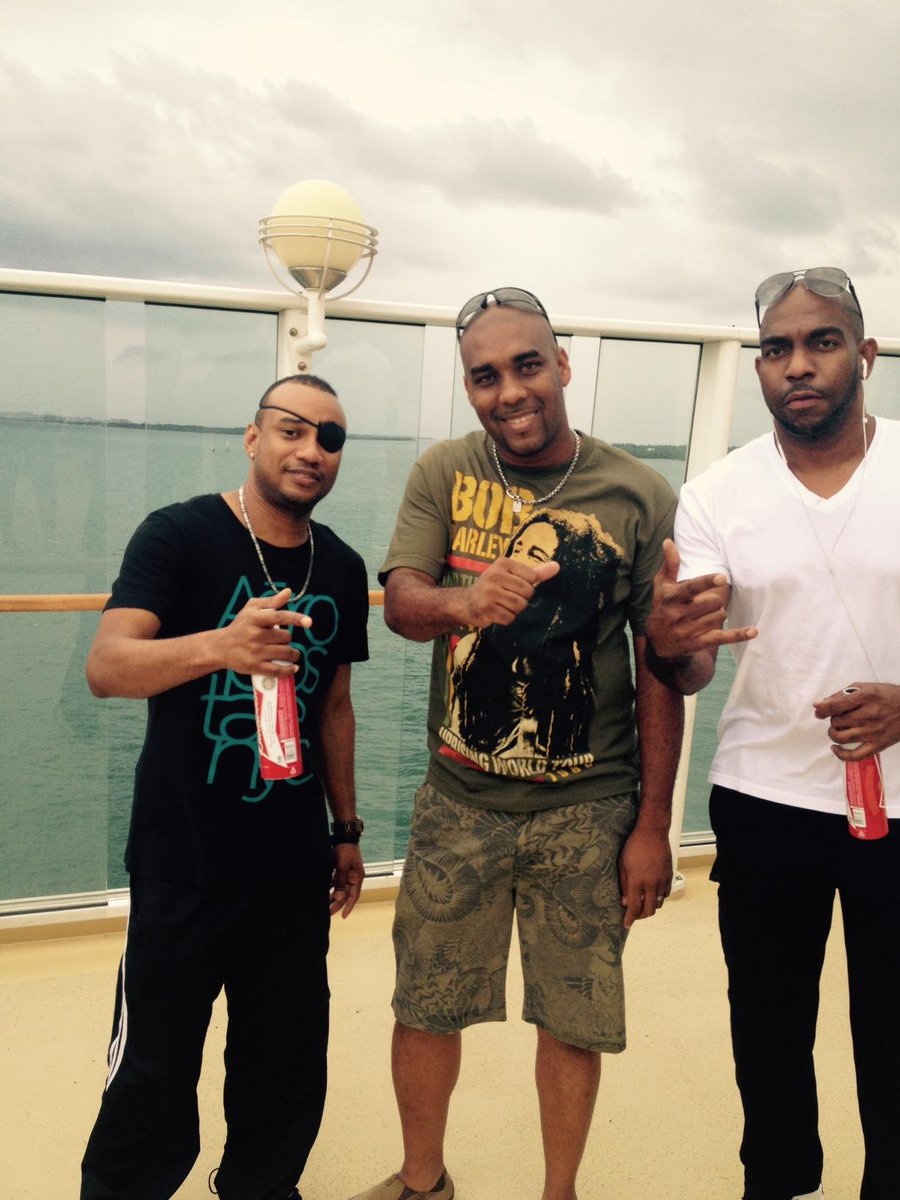 targetsystems6's tweet photo. @prgirl876 @targetsystems6 up and live on the Jamrock cruise. Big up all entertainers and promoters. Jamrock bless up http://t.co/Qolhdz9iWo