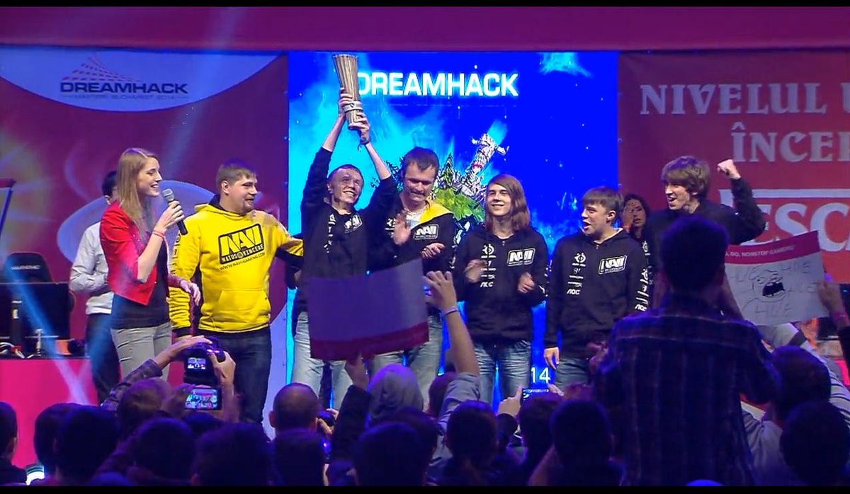natusvincere's tweet photo. #navifighting #Dota2
We are the winners at @d2cleague! Well done guys! Excellent perfomance at Grand Finals! http://t.co/uNxhwHhL2B