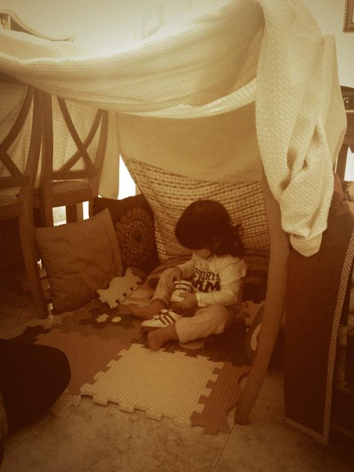 Martina en su casita de s&aacute;banas 💖 http://t.co/dXsiZthR2P<a href="/tag/martina"class="tags"><span>#martina</span></a><a href="/tag/crespo"class="tags"><span>#crespo</span></a>