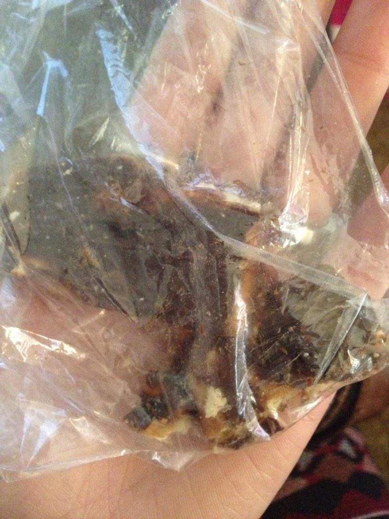 maegan_rayann's tweet image. "Sis come here&amp;amp;have some crack. Just try it for me. Look it's still in the baggy." #ItsCandy #CrazyMamaw #CrazyAuntie