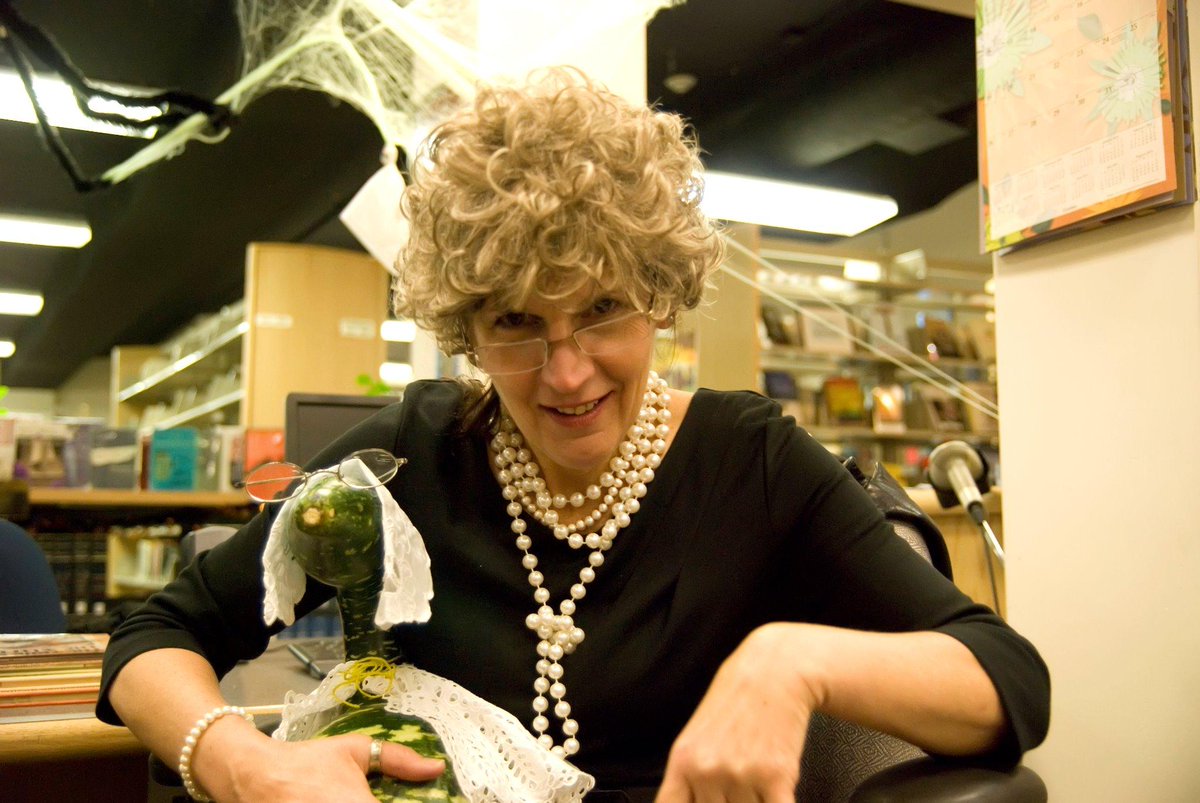 SeeleyLib's tweet image. Halloween picture 10/31/2014 
@SeeleyLib