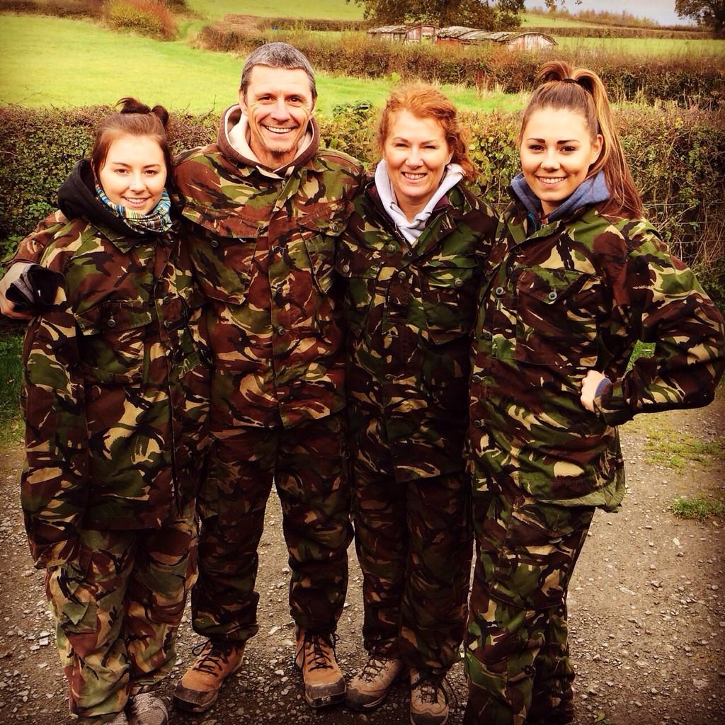 SharonMajor14's tweet photo. I now know what's it like to be a soldier !! Full respect to the guys.👏 http://t.co/nFITJ1kPaK
