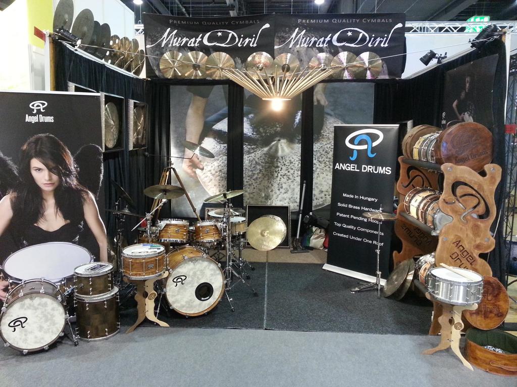 AngelDrums1's tweet photo. London drums show 2014 8-9 nov. ;) http://t.co/WY0qJaGVKH