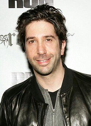 Happy Birthday to David Schwimmer. He turns 48 today 