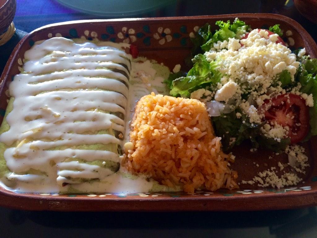 PlacerEsMex's tweet photo. Enchiladas de camarón c crema poblana las mejores que he probado!! En Roldán 37, @ROLDANDF @cortinadora @ROMMENDOZA http://t.co/t74I7CU1PH