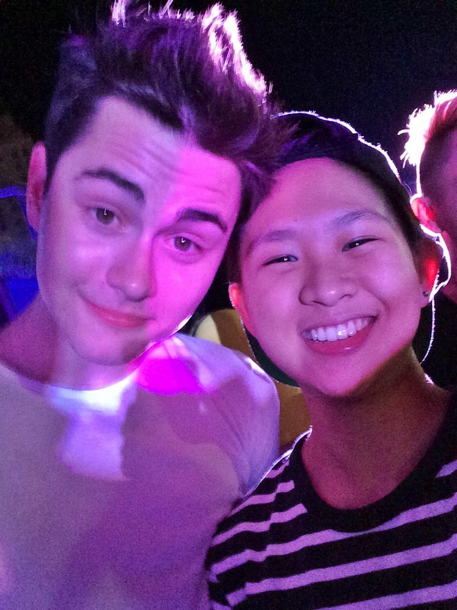 toshantos's tweet photo. throwback selfie with you! @rileymcdonough #beforeyouexitmnl #rileyfollowspree http://t.co/QbV8nhBOMY